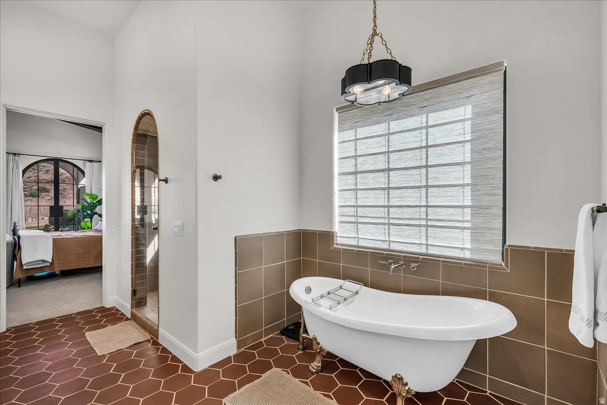 COVE AT SUNBROOK - Residential
