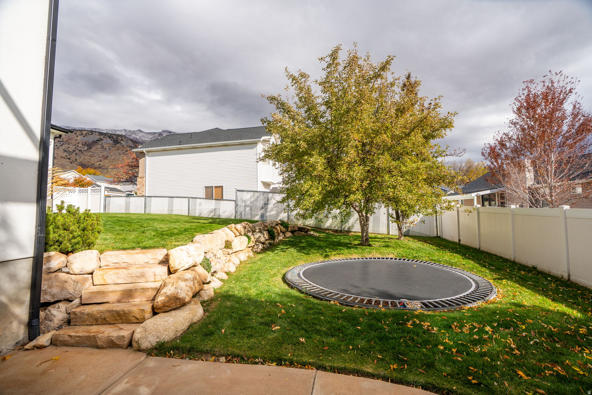 WELLSTONE HEIGHTS - Residential