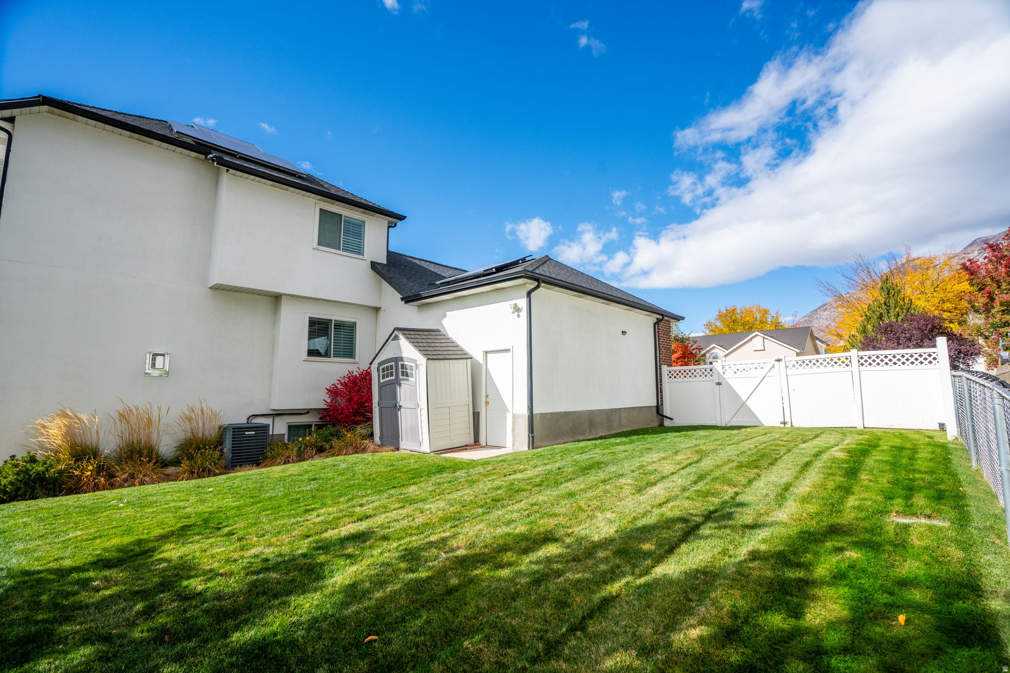 WELLSTONE HEIGHTS - Residential