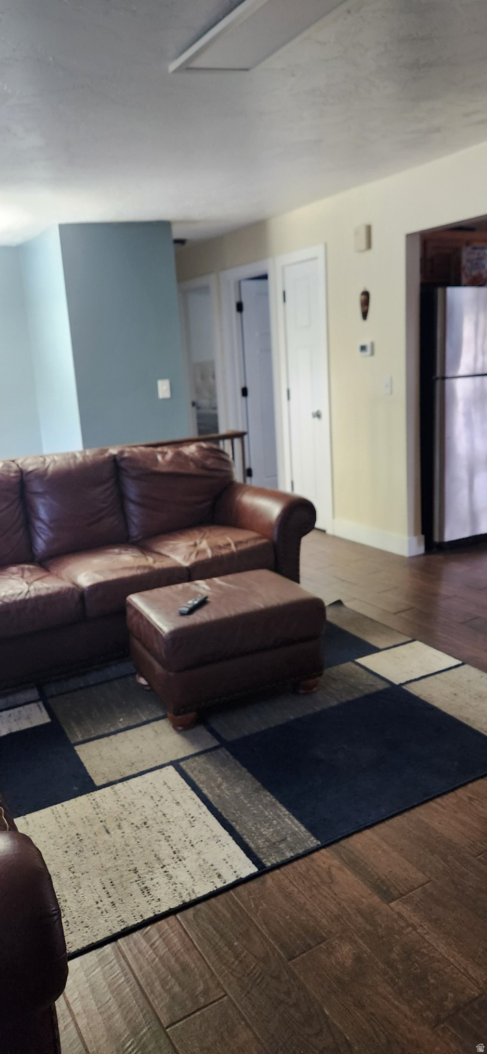 SPRING VALLEY - Residential