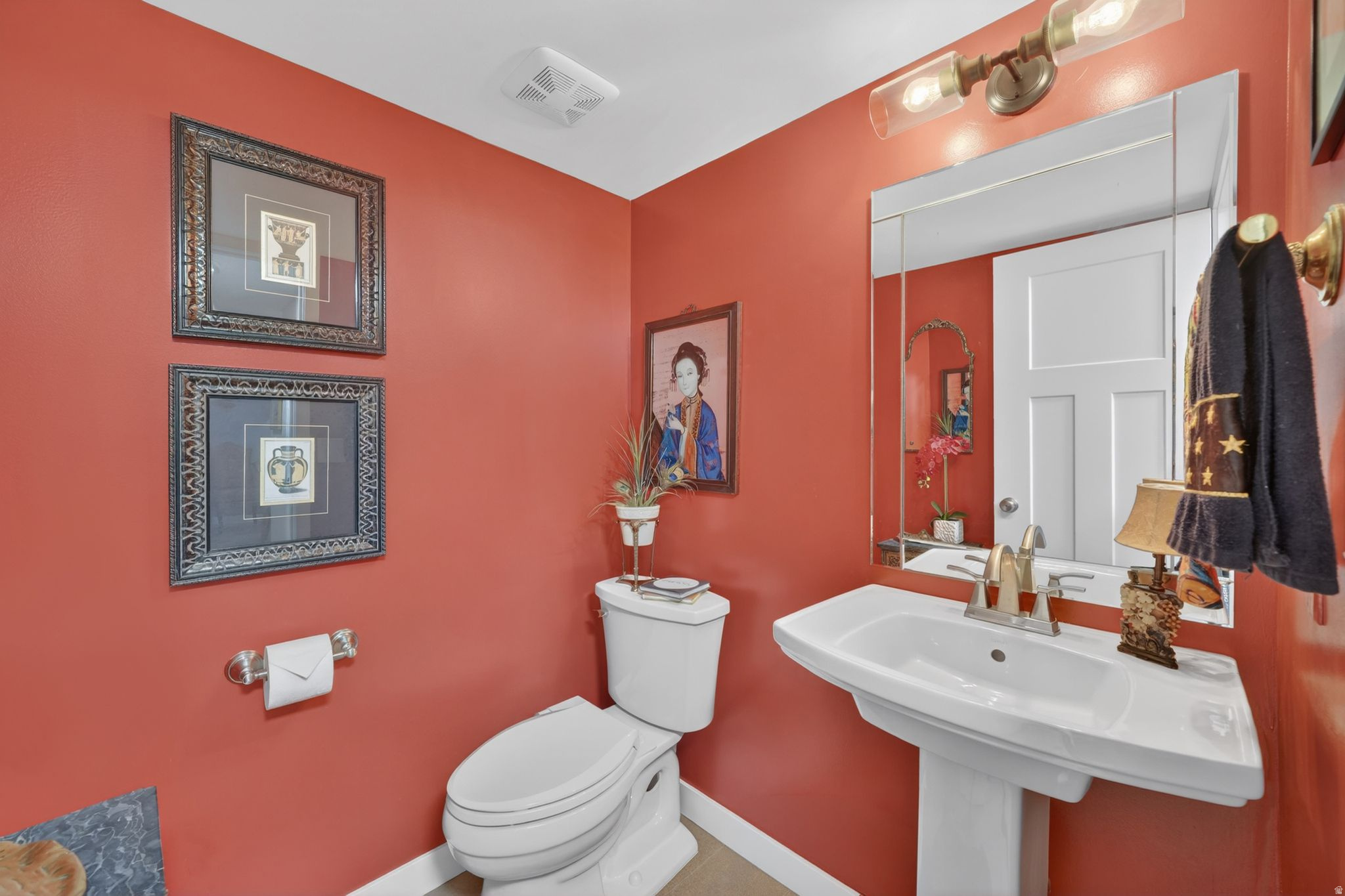 THREE FOUNTAINS - Residential