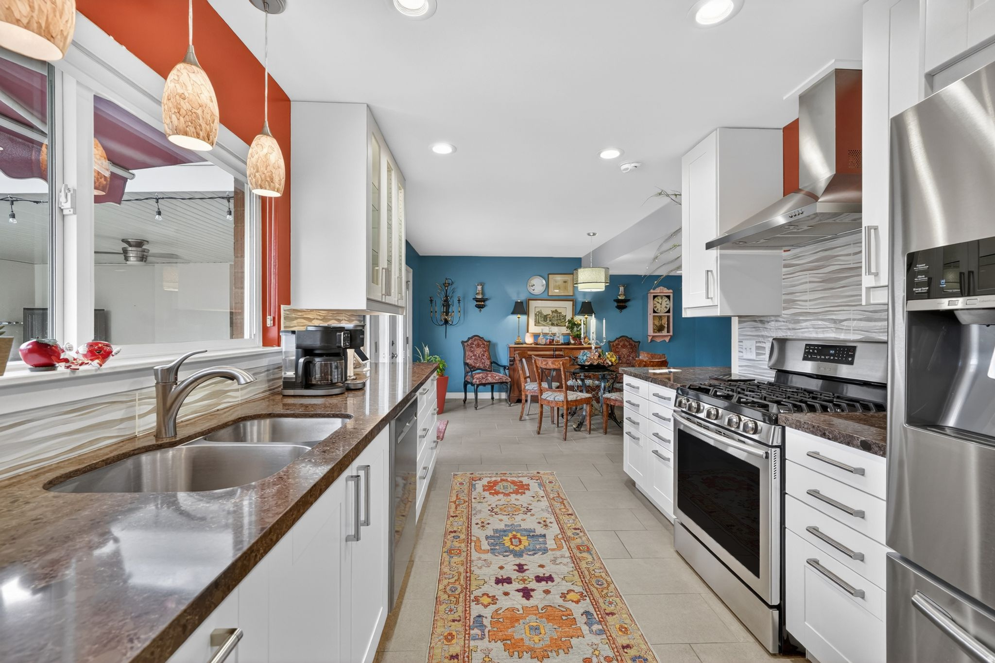 THREE FOUNTAINS - Residential