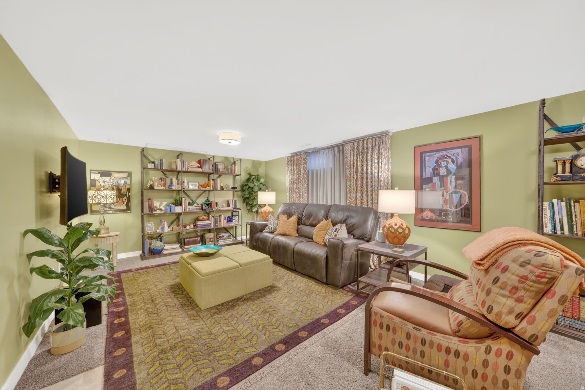 THREE FOUNTAINS - Residential