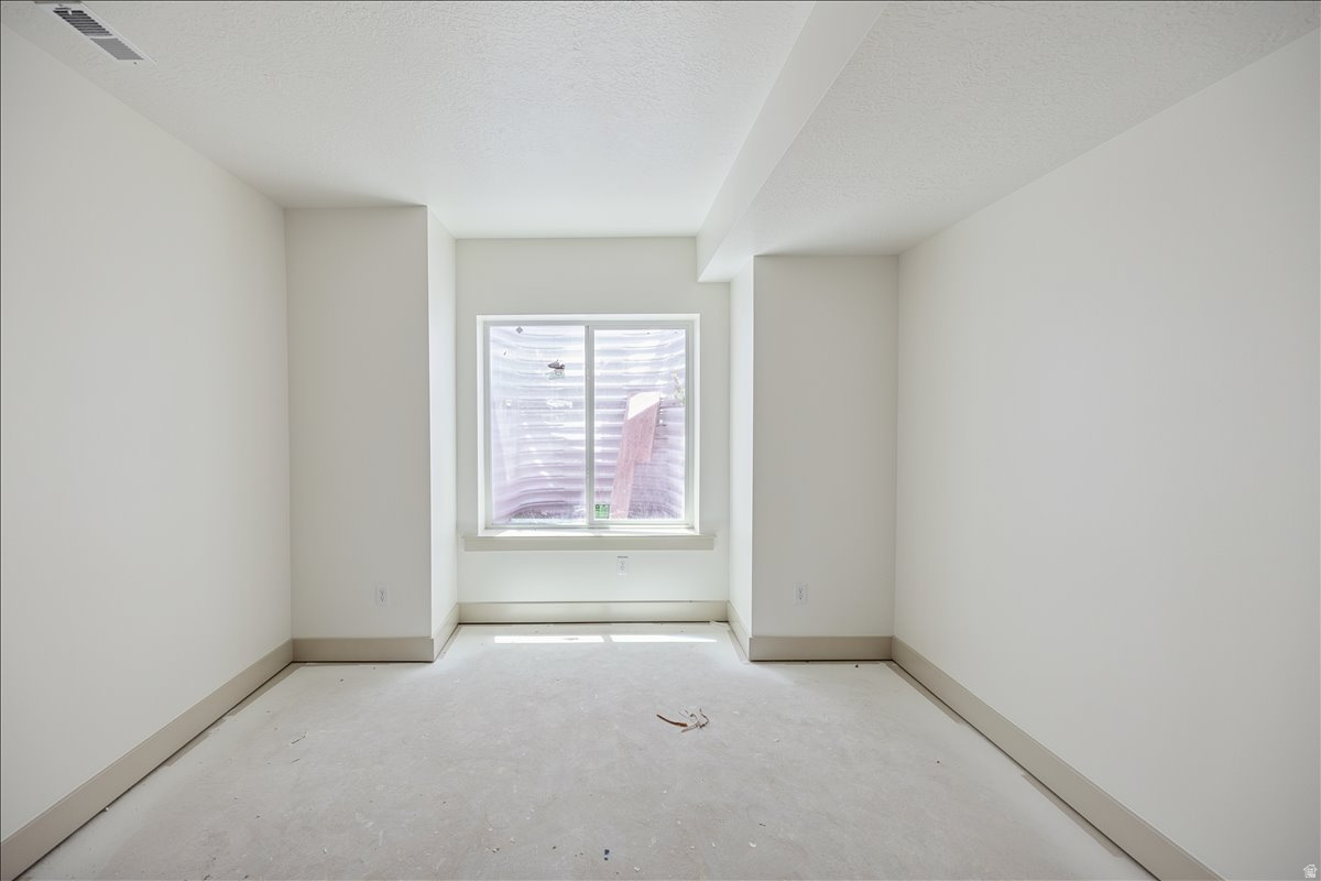 BEACON POINTE - Residential