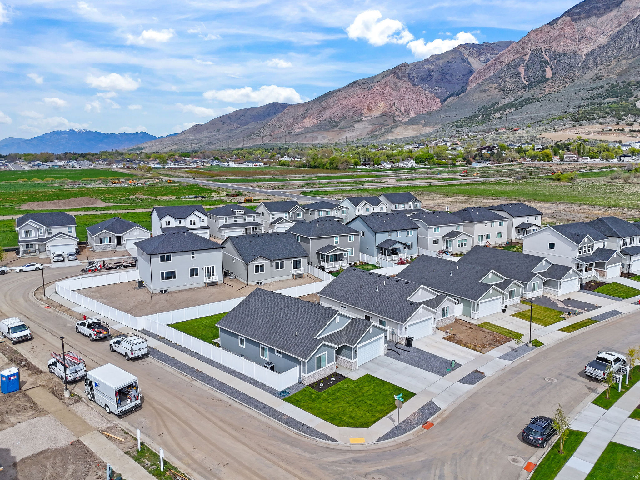 DEER RUN AT WILLARD BAY - Residential