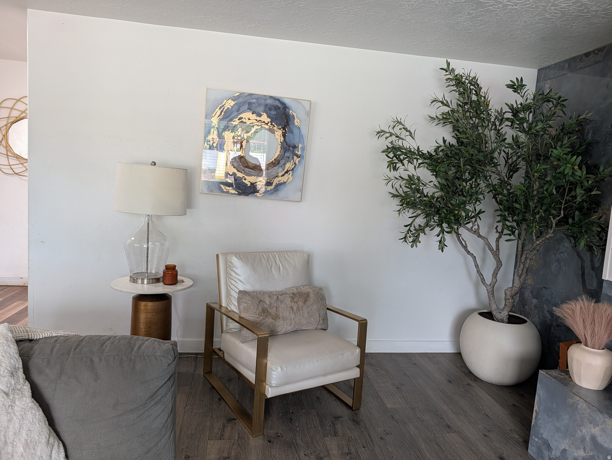 CREEKSIDE - Residential
