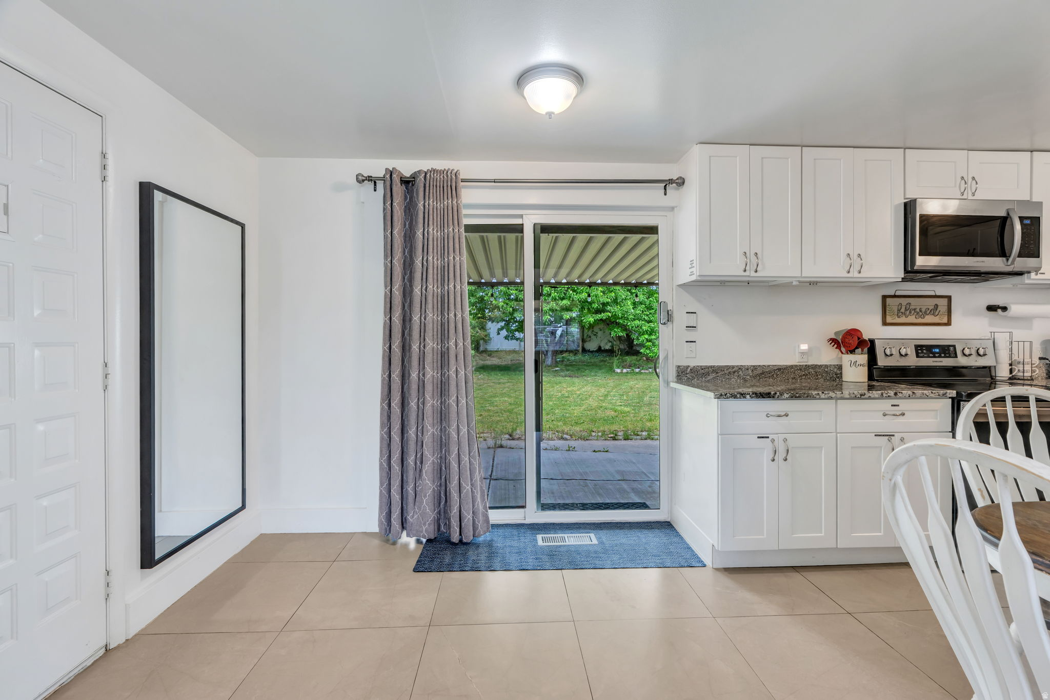 VAE VIEW - Residential