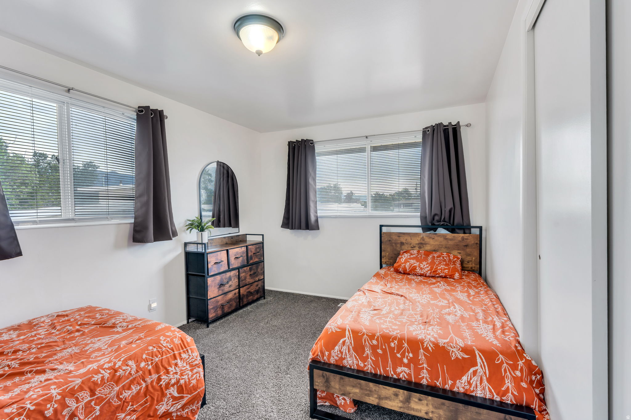 VAE VIEW - Residential