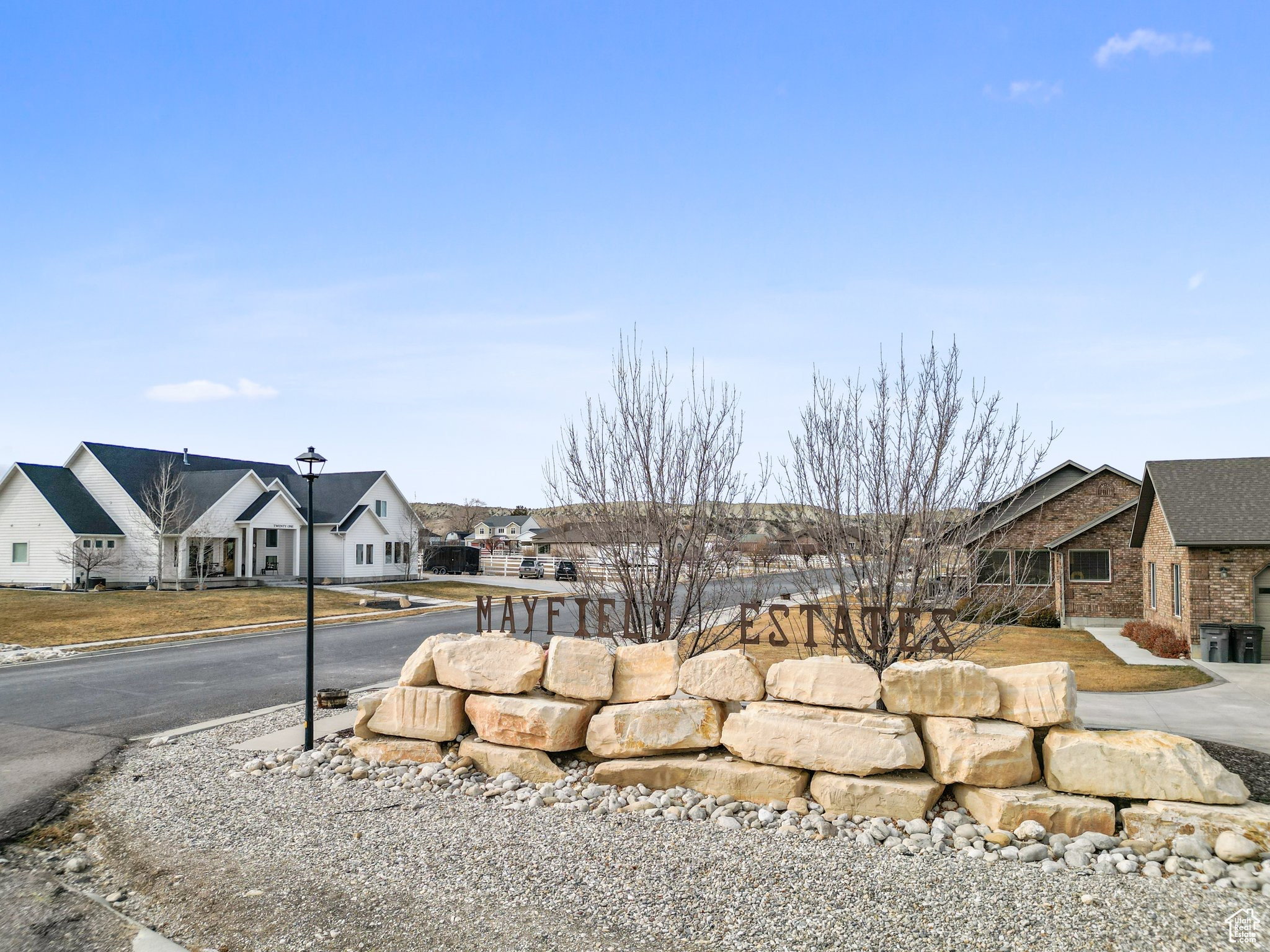 MAYFIELD ESTATES PHASE 1V LLC. - Land