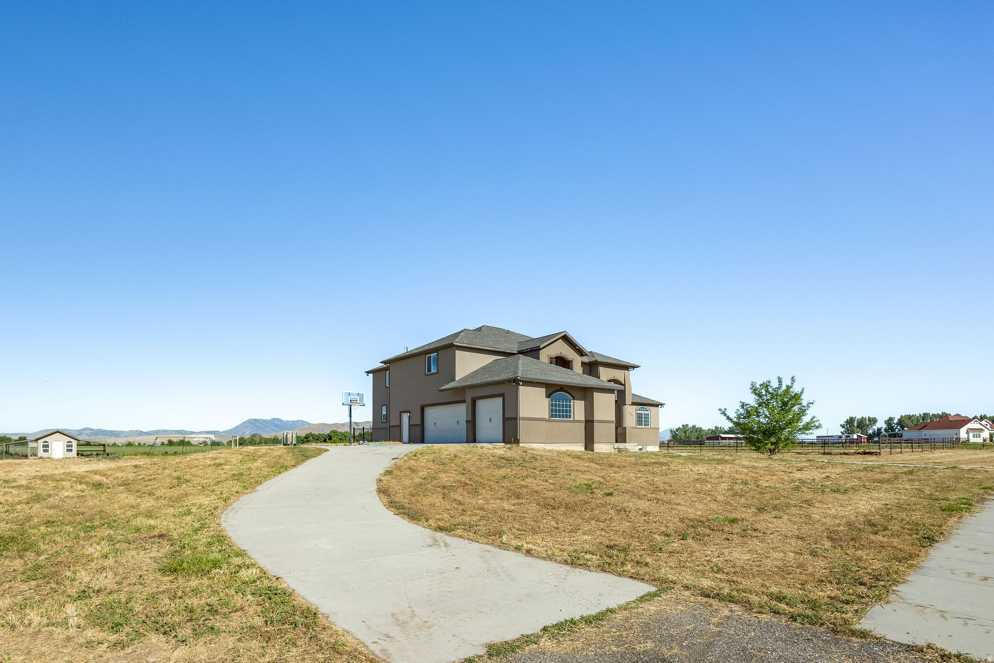 ESTANCIA SUBDIVISION - Residential