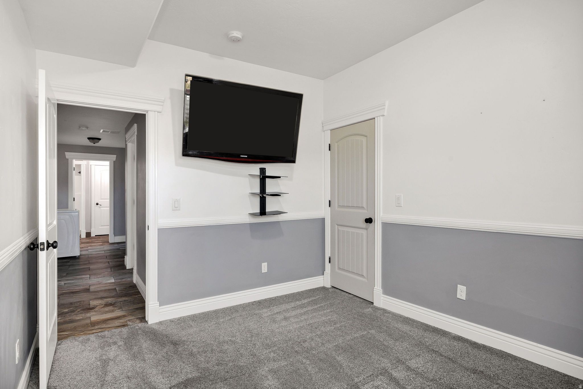 ESTANCIA SUBDIVISION - Residential