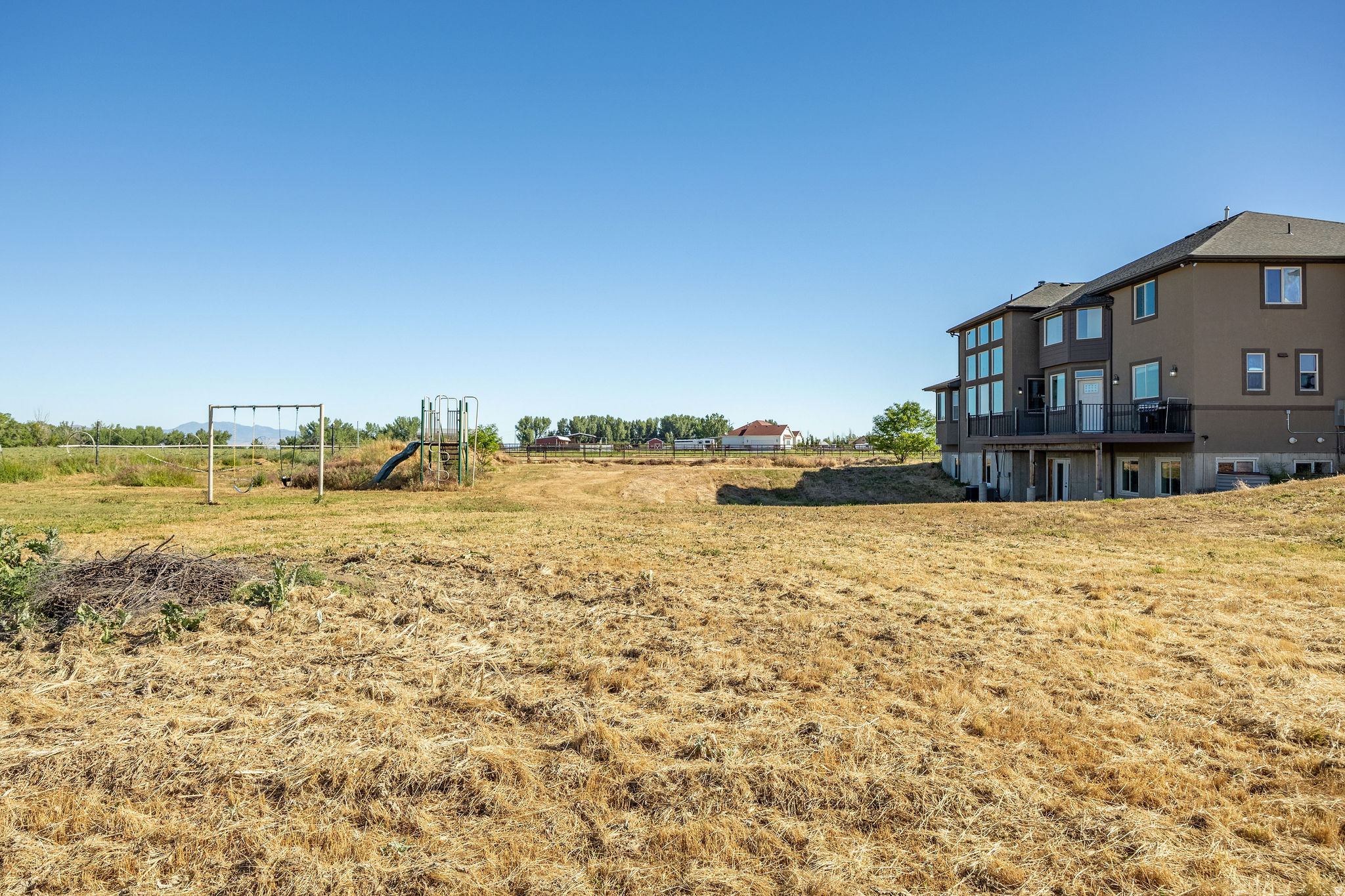 ESTANCIA SUBDIVISION - Residential