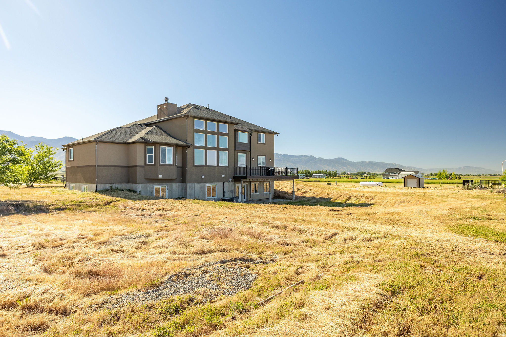 ESTANCIA SUBDIVISION - Residential