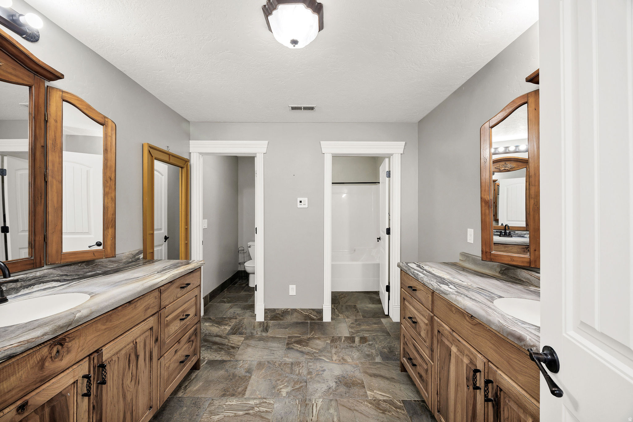 ESTANCIA SUBDIVISION - Residential