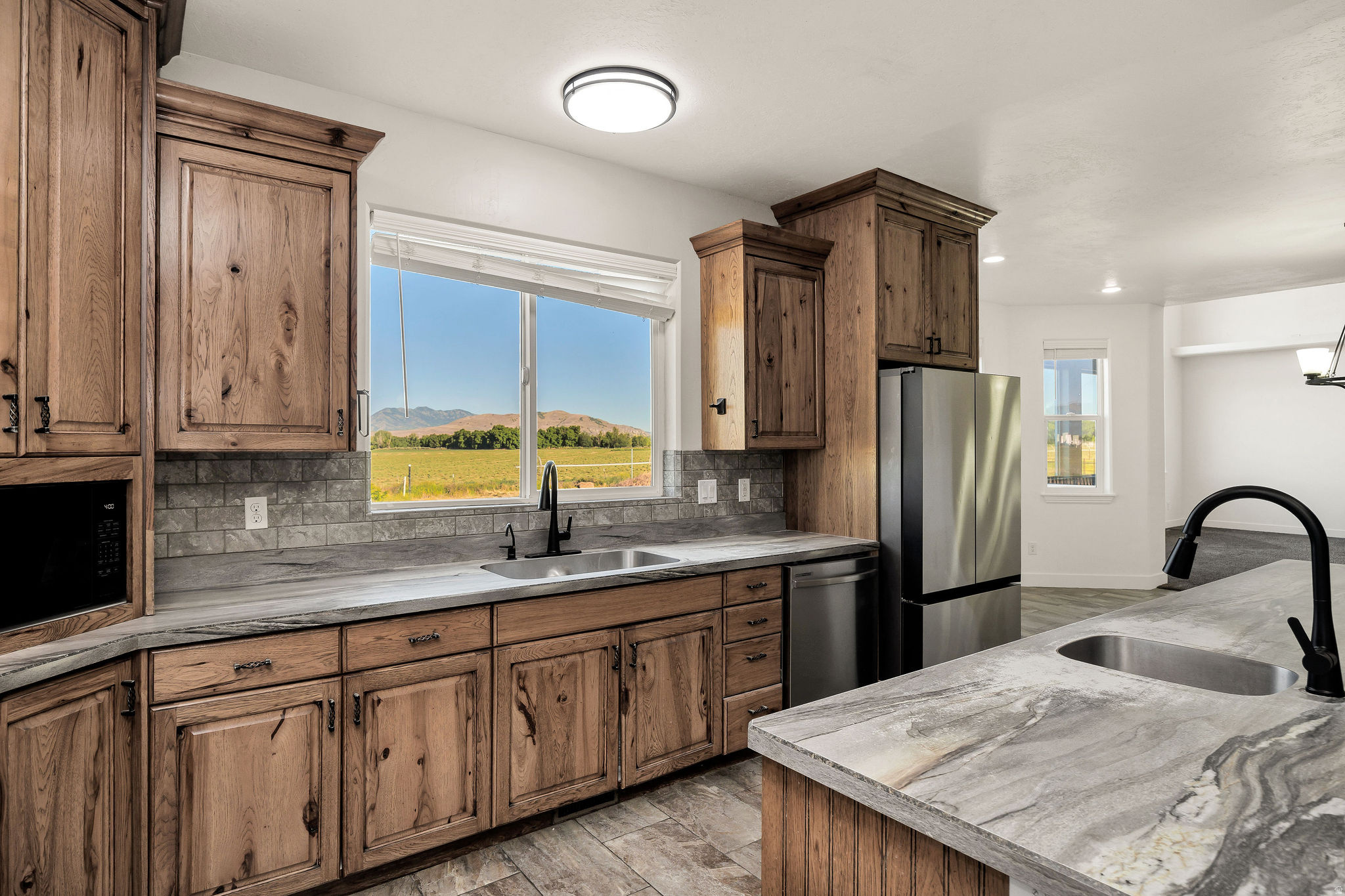 ESTANCIA SUBDIVISION - Residential
