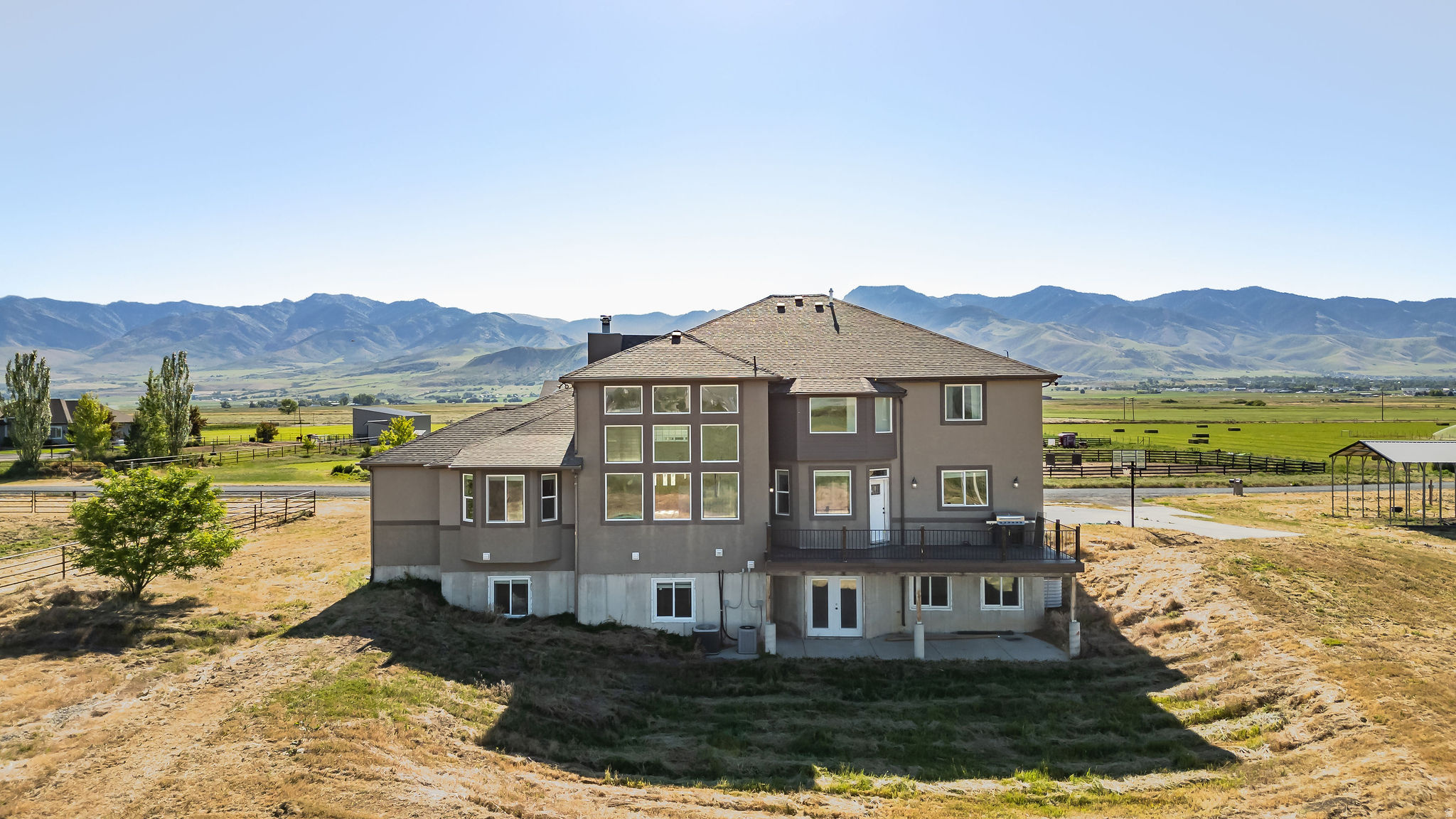 ESTANCIA SUBDIVISION - Residential