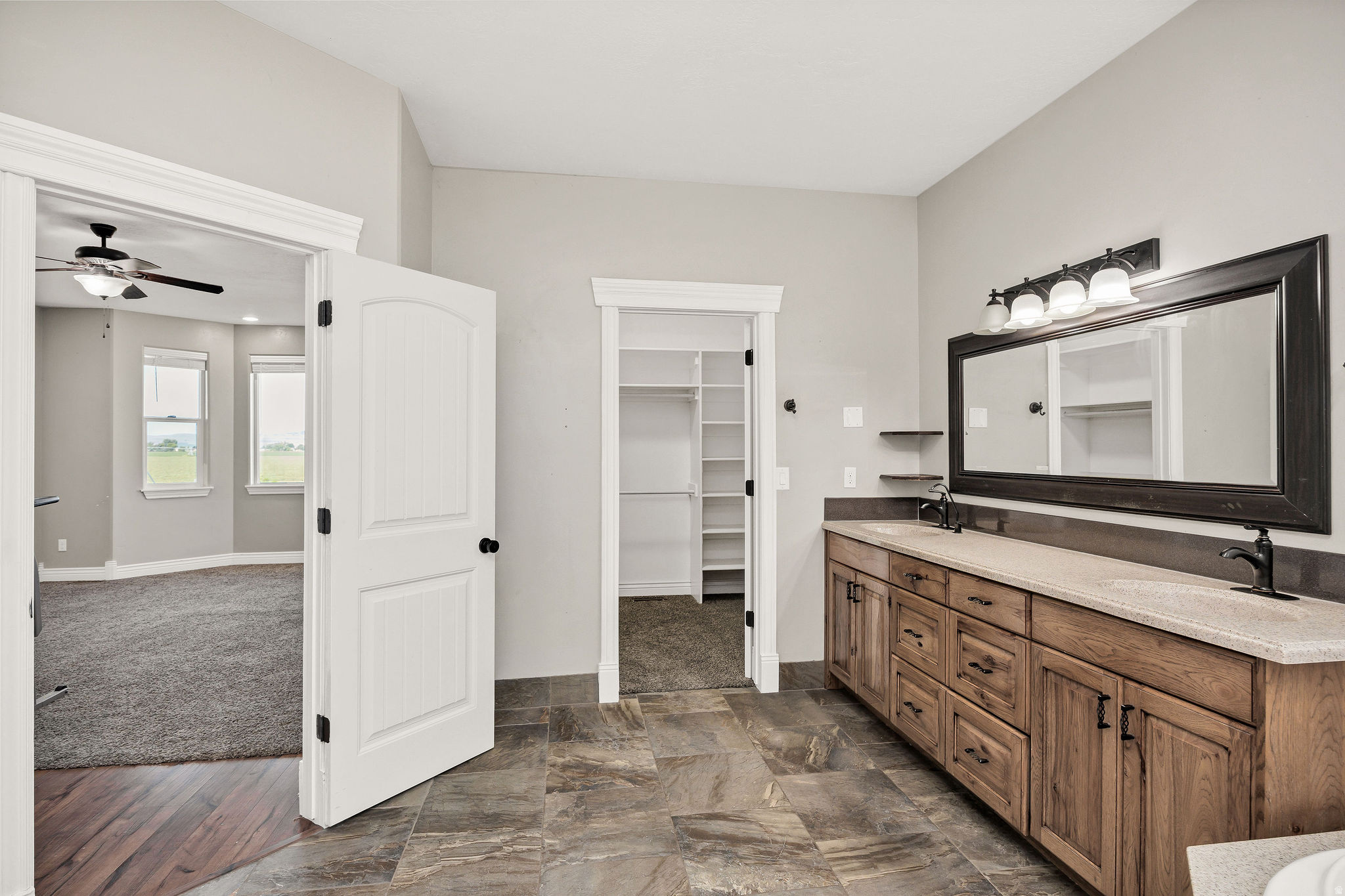 ESTANCIA SUBDIVISION - Residential