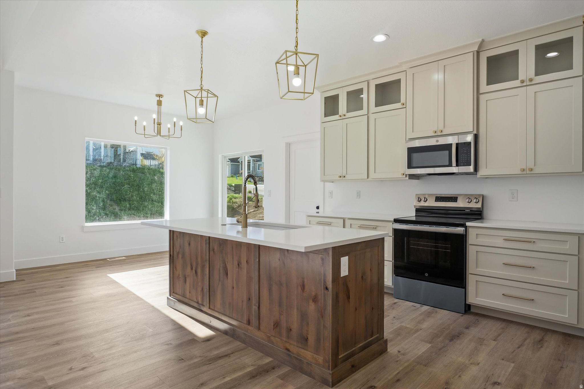 CEDAR BLUFFS SUBDIVISION PHASE 2 - Residential