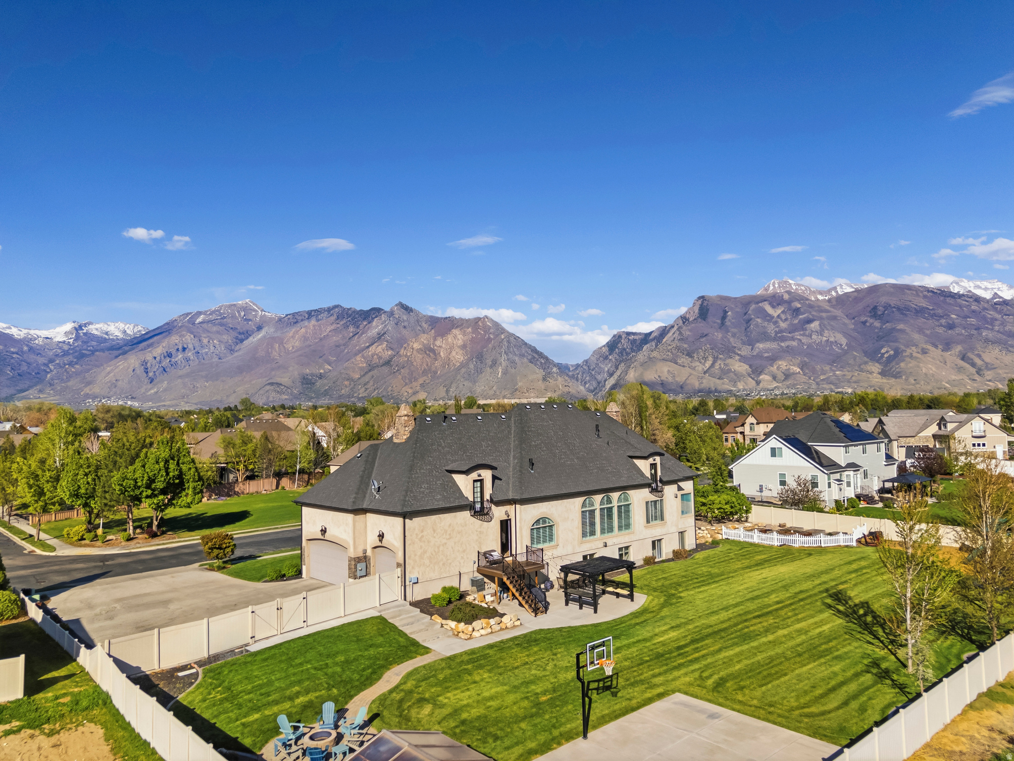 HORSESHOE BEND - Residential