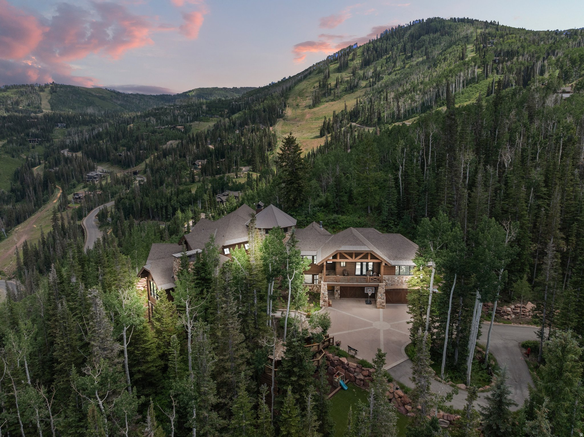 THE COLONY AT WHITE PINE CANYON - Residential