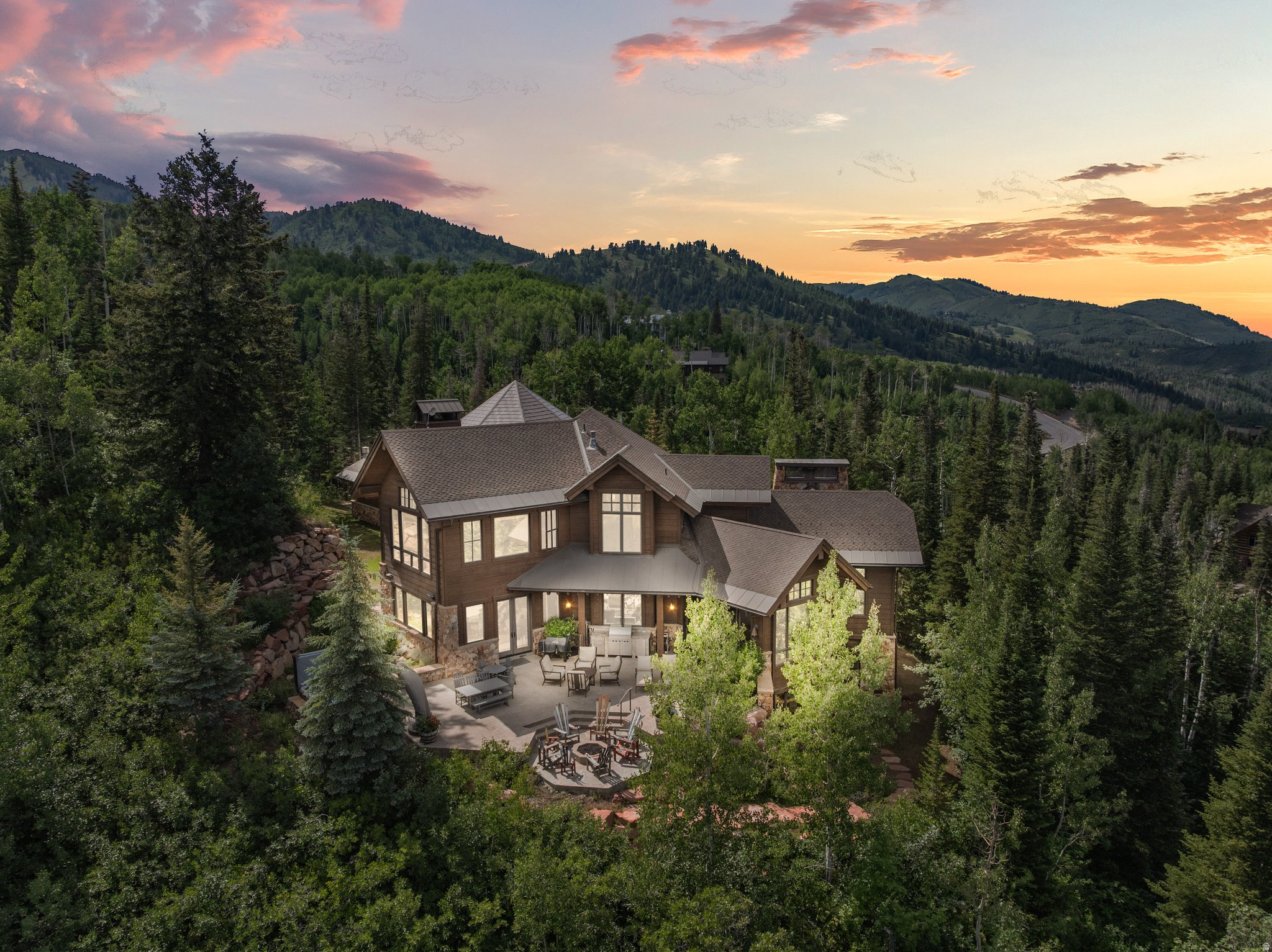 THE COLONY AT WHITE PINE CANYON - Residential