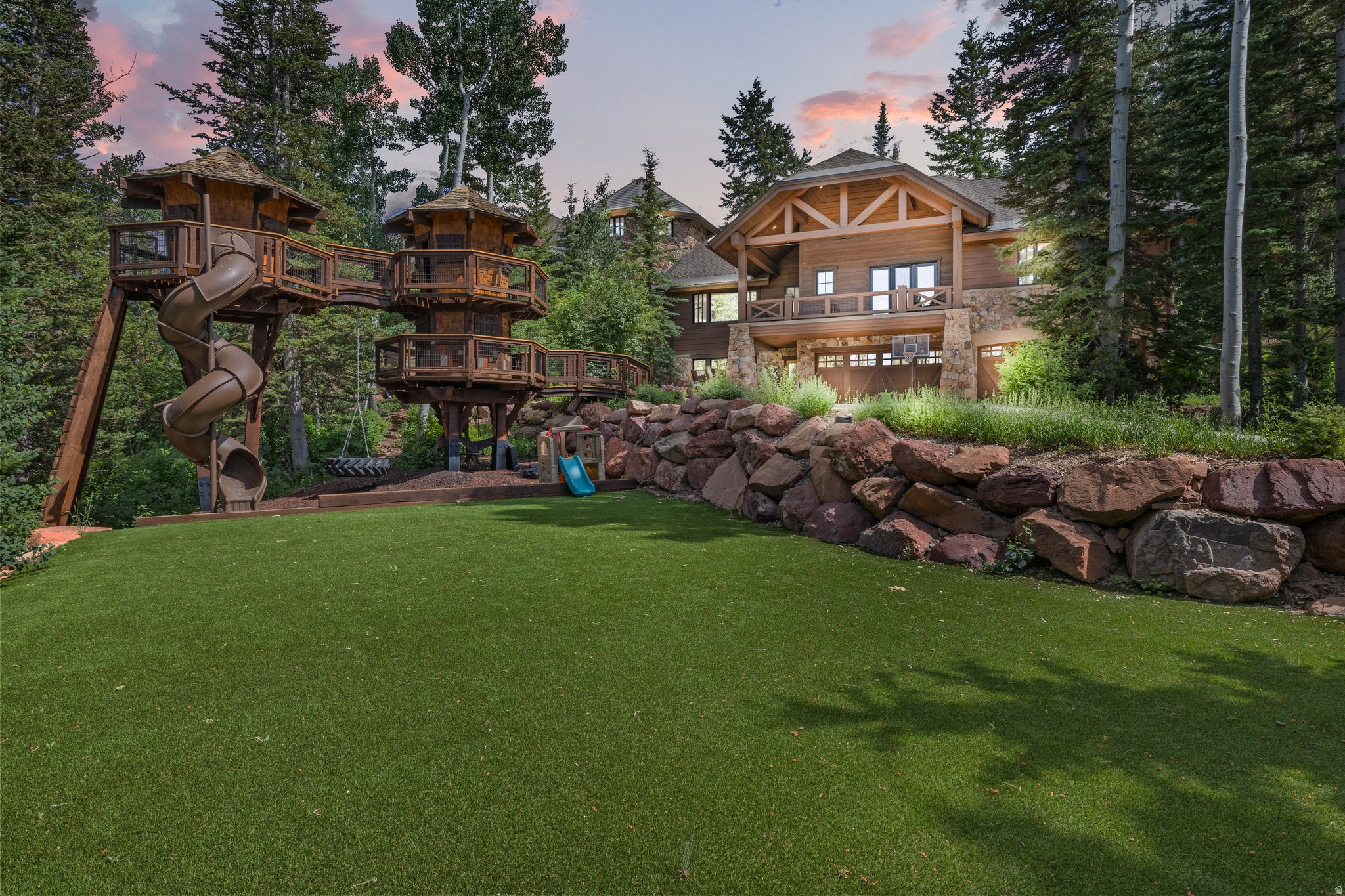 THE COLONY AT WHITE PINE CANYON - Residential