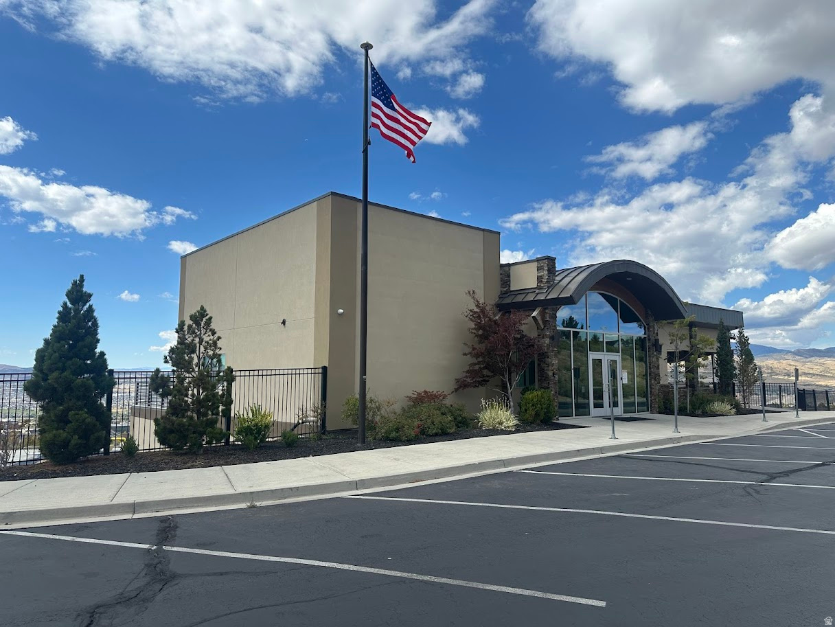 RIDGEVIEW - Residential