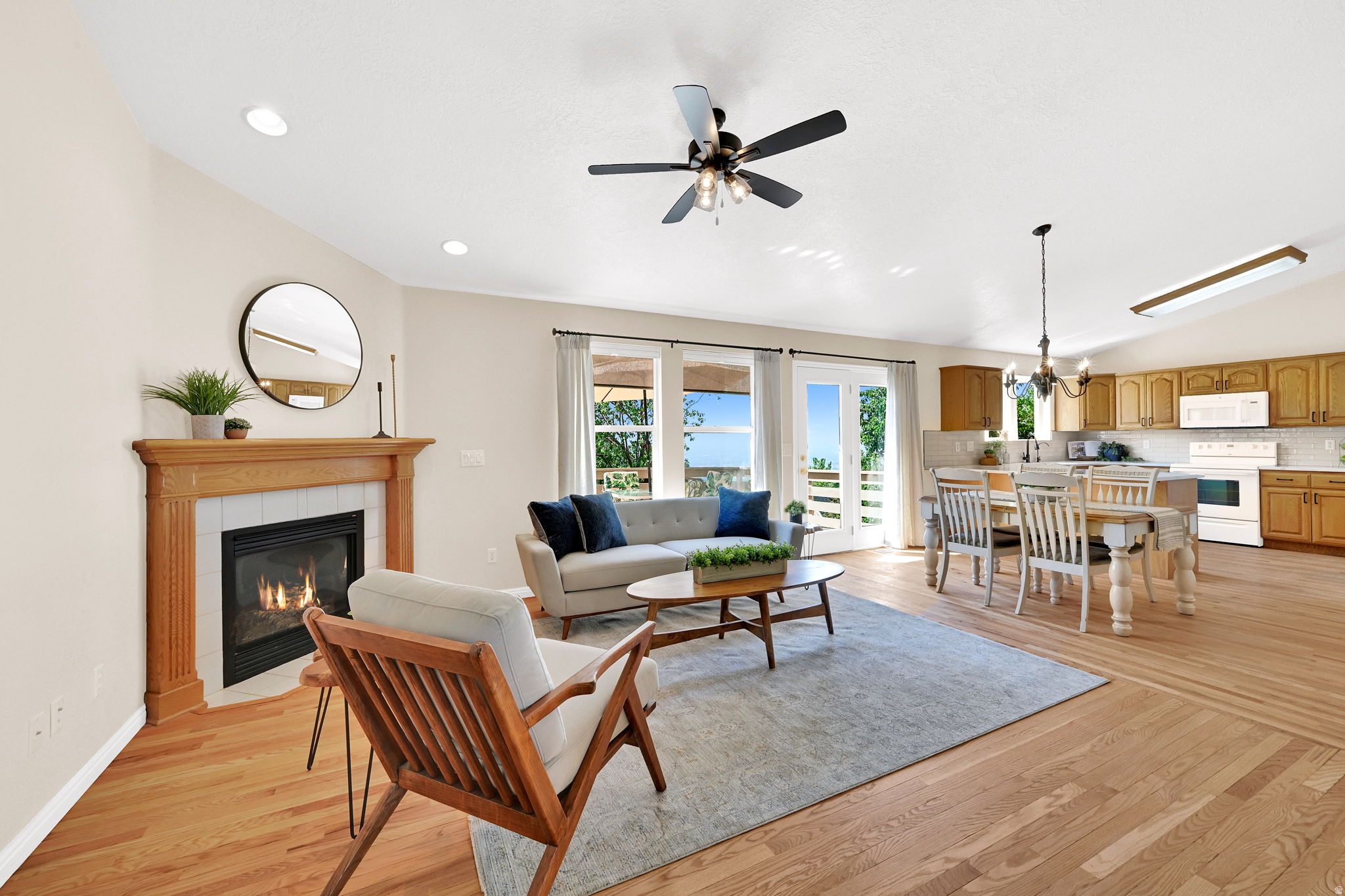 PEBBLE BEACH - Residential