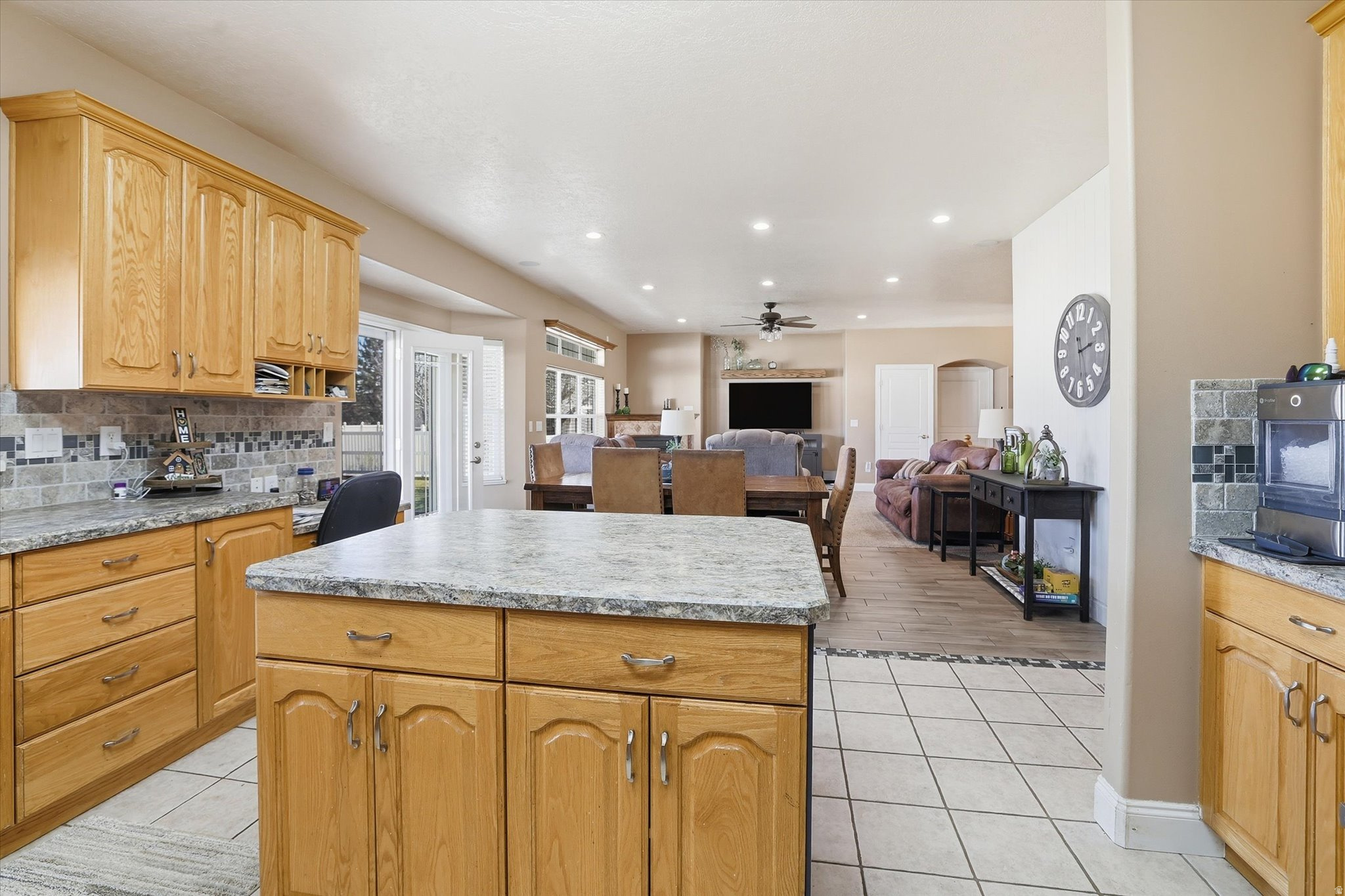 KIRKLAND - Residential
