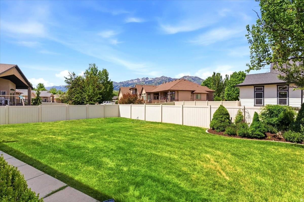 COTTONWOODS AT ROSE HILL - Residential