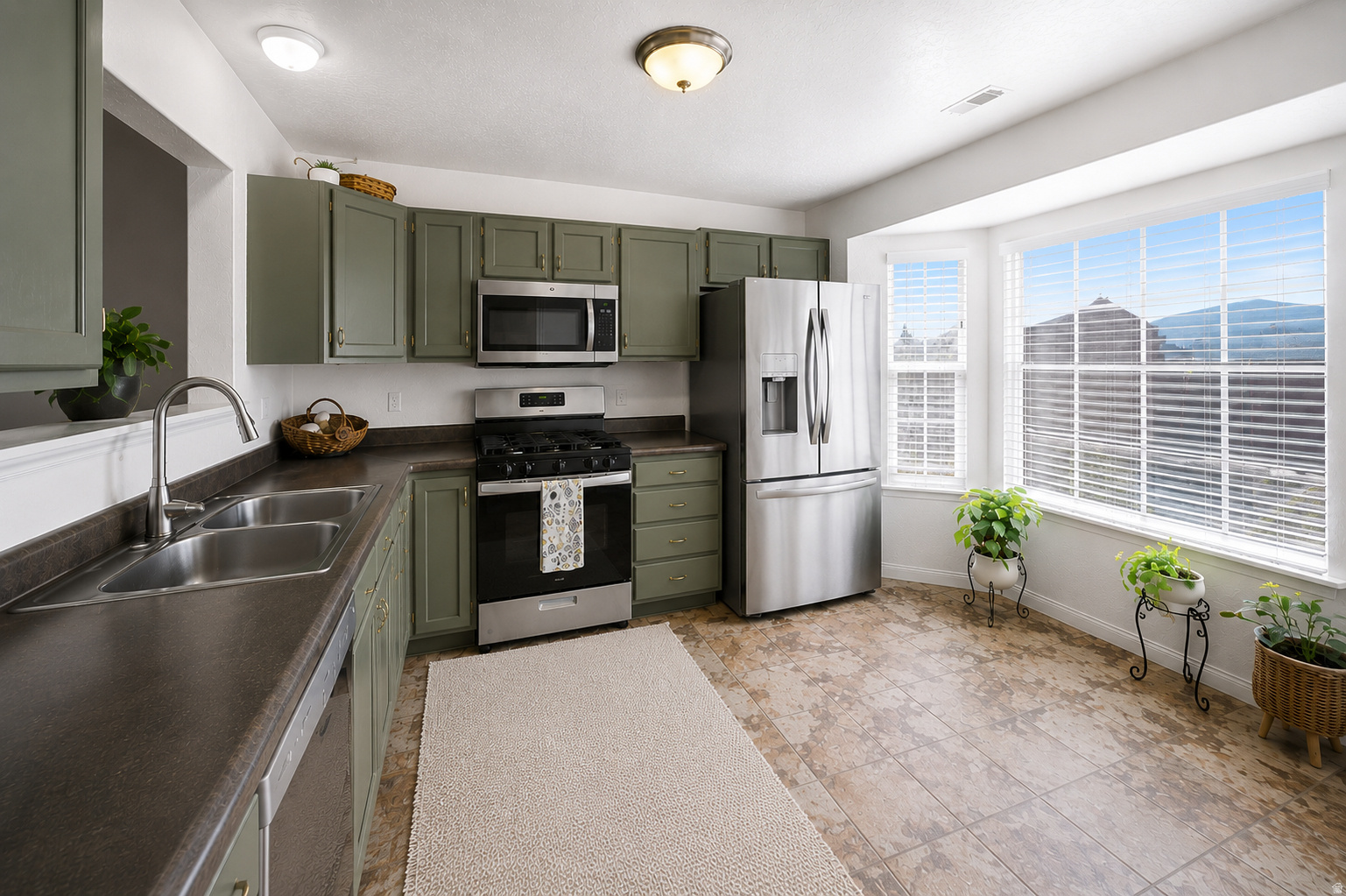 *Special financing option available.  Please reach out to listing agent for details.  Welcome home to a bright, inviting kitchen featuring stainless steel appliances, modern finishes, and clean, updated style. Natural light fills the home, highlighting its comfortable layout, generous storage, and warm, welcoming atmosphere. This relaunch brings a renewed focus on what makes this property special: peaceful Midway living surrounded by mountain views, outdoor recreation, golf, dining, and yearround adventure. Ideally situated just minutes from Park City, Deer Valley East Village, Jordanelle Reservoir, and miles of hiking and biking trails, this home offers the perfect blend of comfort, convenience, and mountaintown charm. With its fresh updates and unbeatable location, this Hamlet home is ready to impress a new wave of buyers.