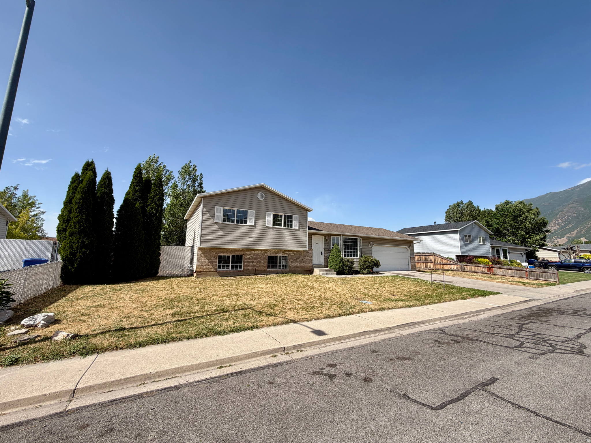 RIDGE - Residential