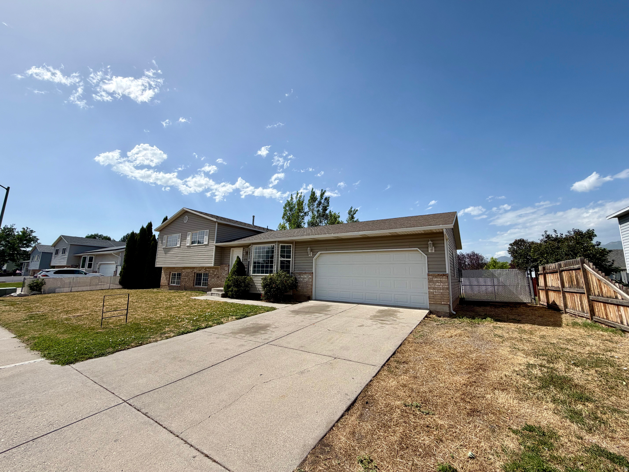 RIDGE - Residential