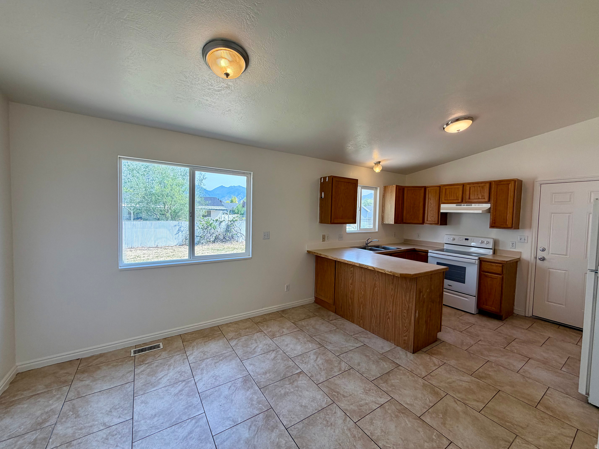 RIDGE - Residential
