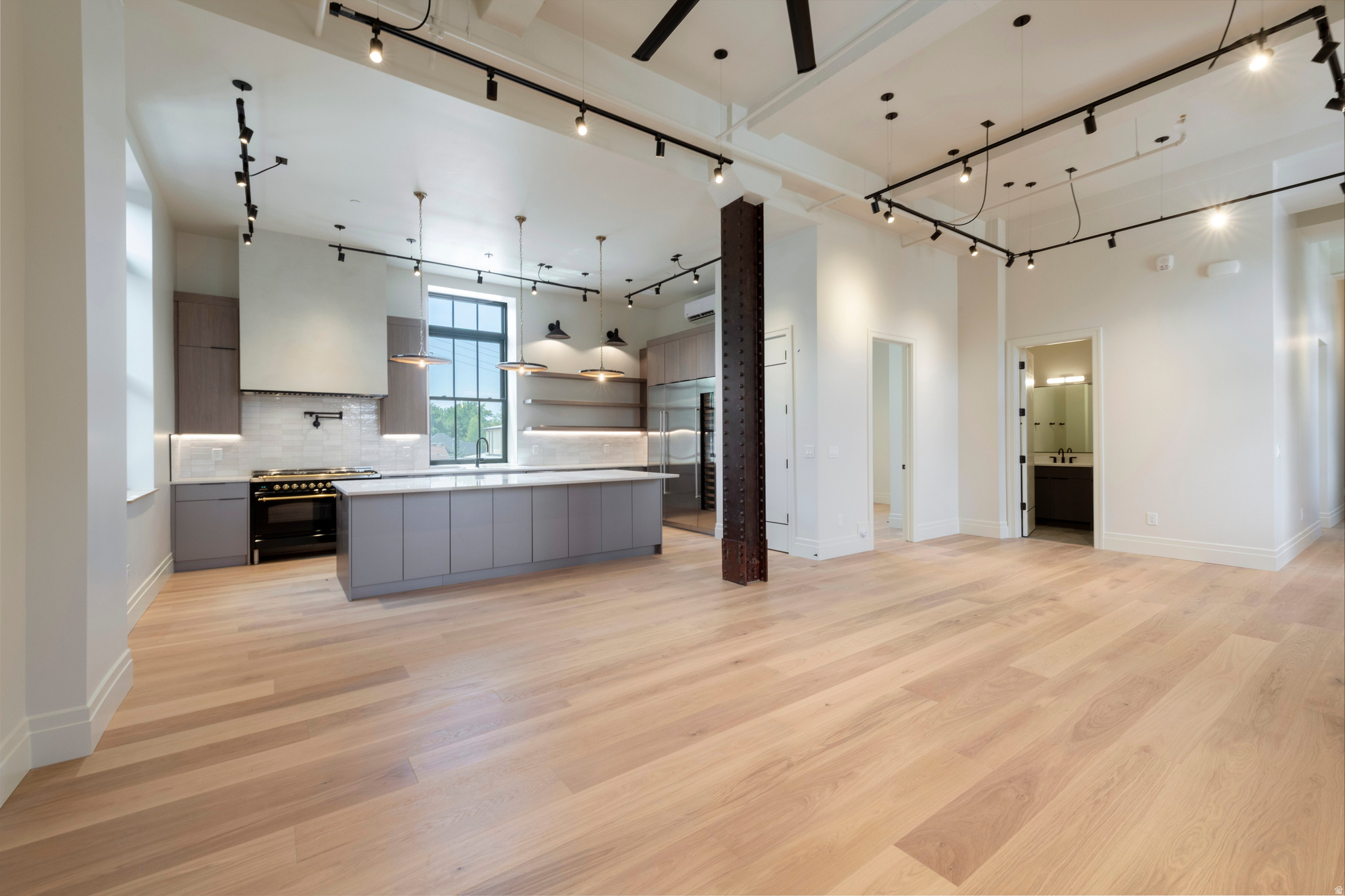 TELEGRAPH EXCHANGE - Residential