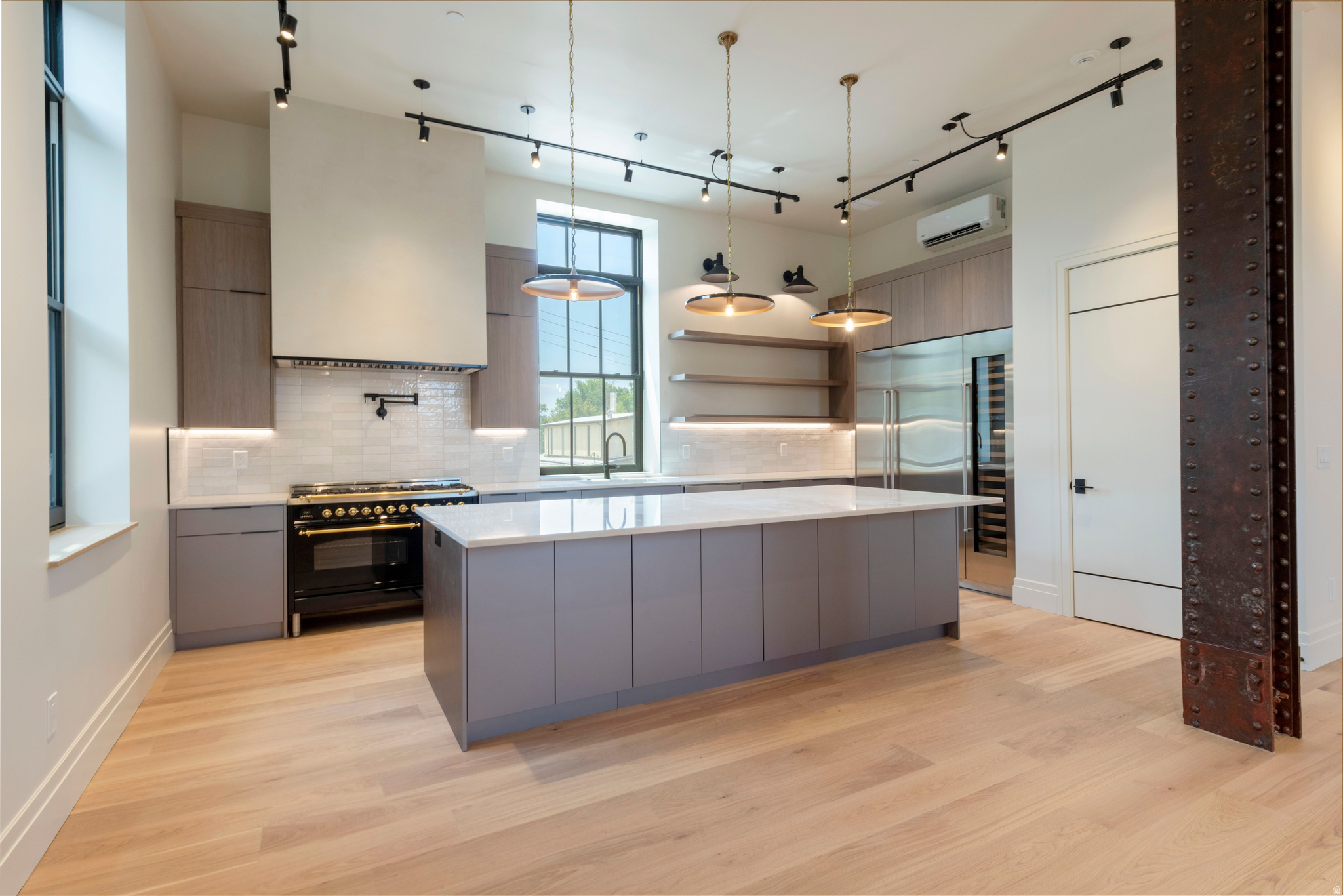 TELEGRAPH EXCHANGE - Residential