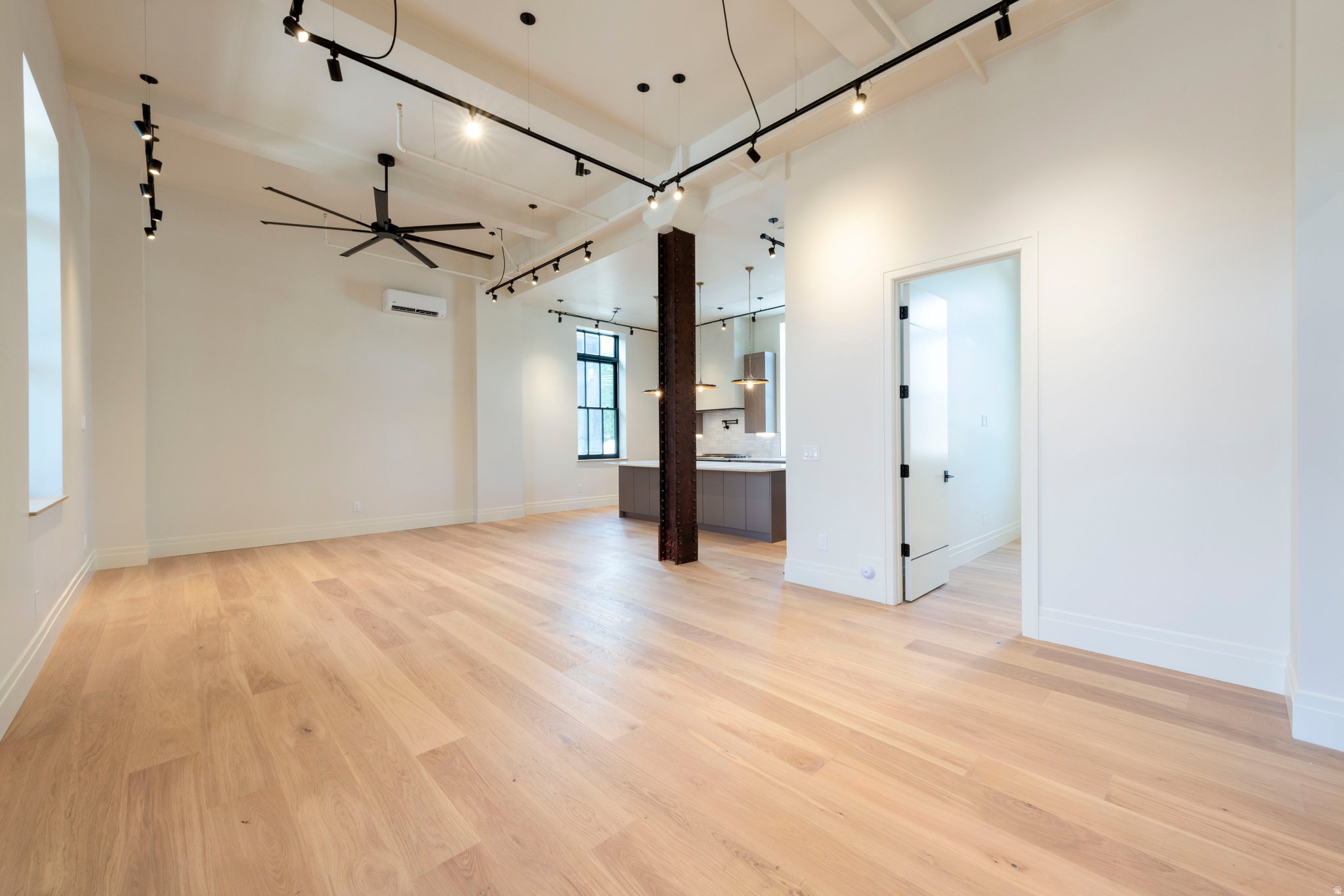 TELEGRAPH EXCHANGE - Residential