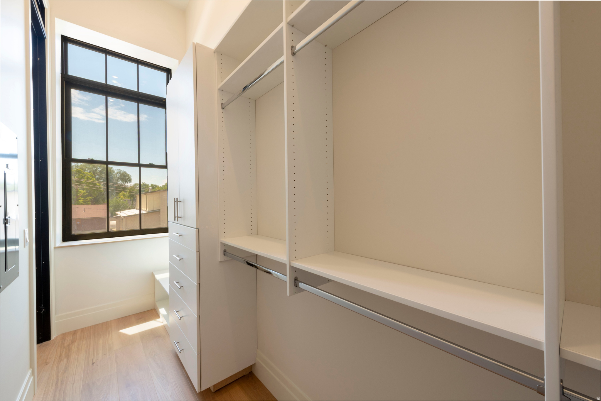 TELEGRAPH EXCHANGE - Residential