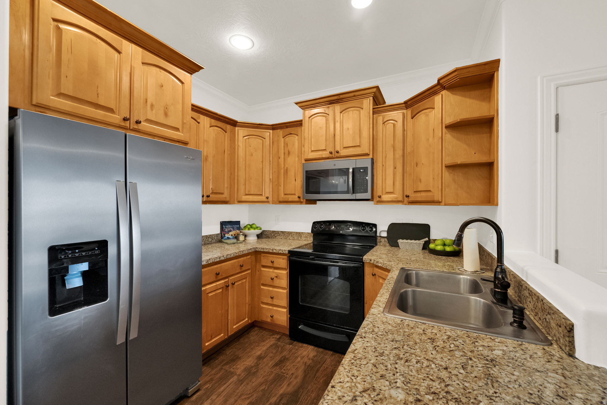 MAPLEWOOD - Residential