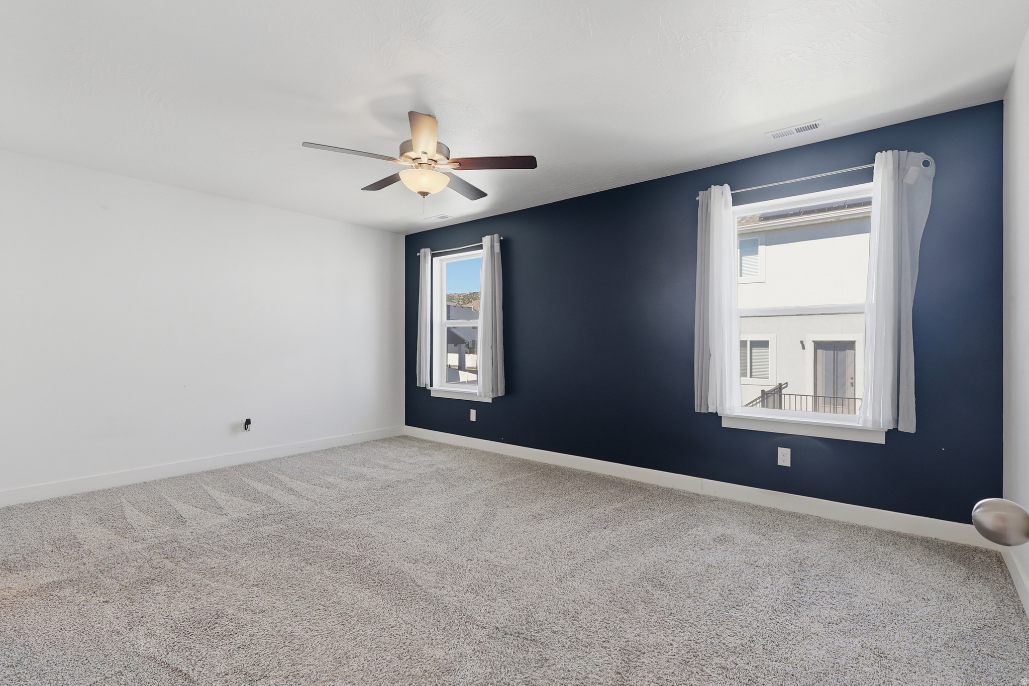 SILVERLAKE - Residential
