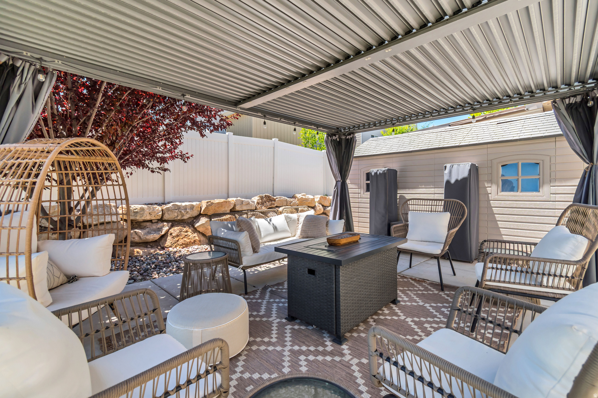 VISTAS AT WESTRIDGE - Residential