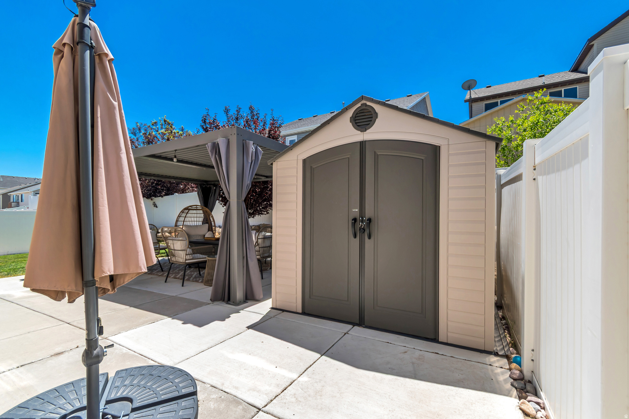 VISTAS AT WESTRIDGE - Residential