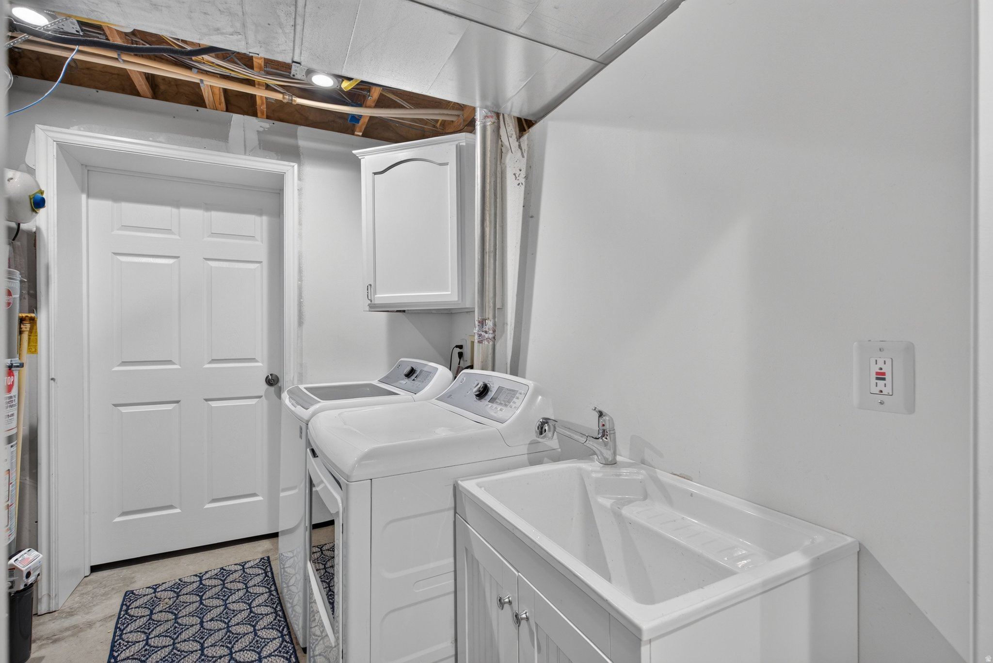 POINTE MEADOWS PHASE VIII - Residential