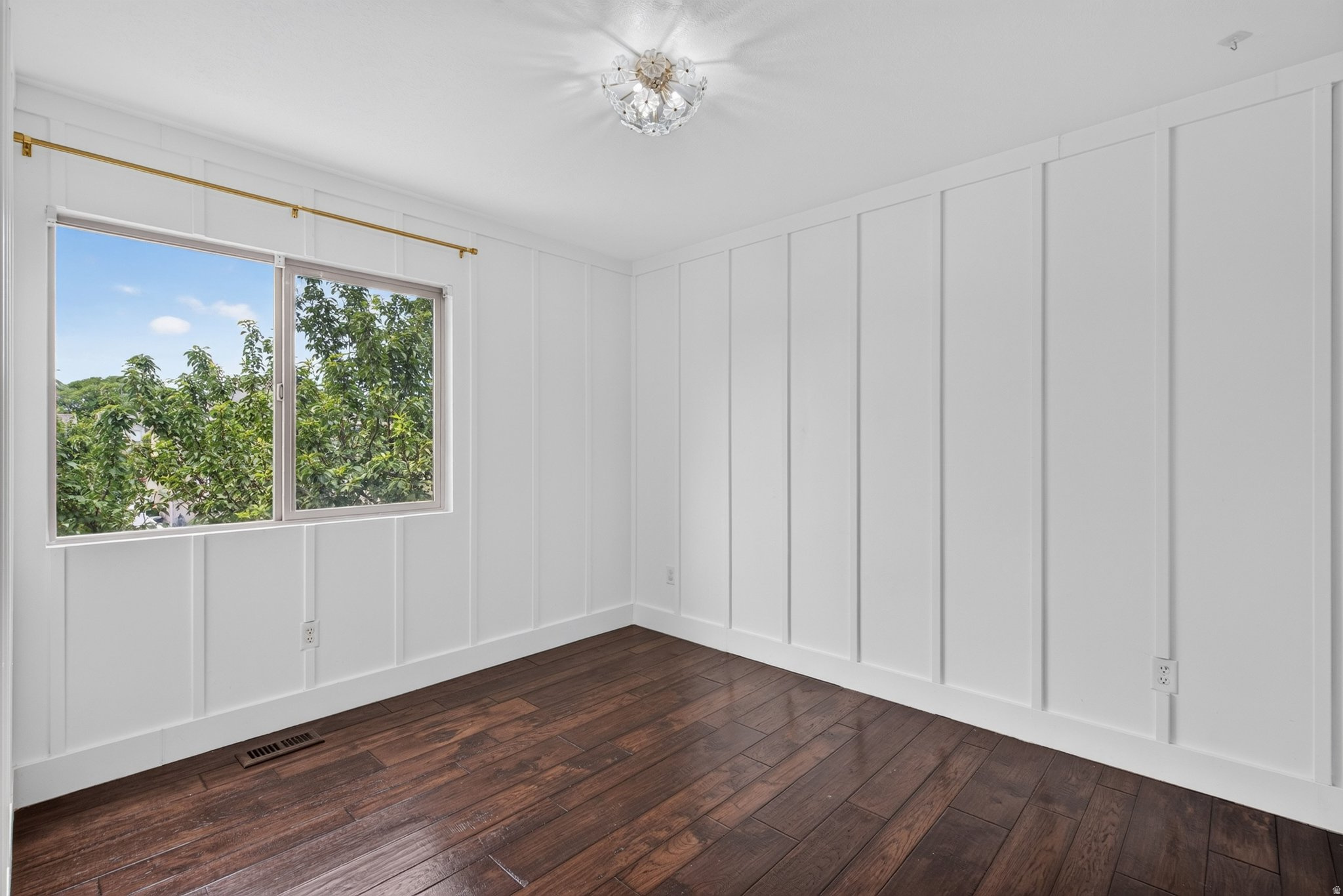 POINTE MEADOWS PHASE VIII - Residential