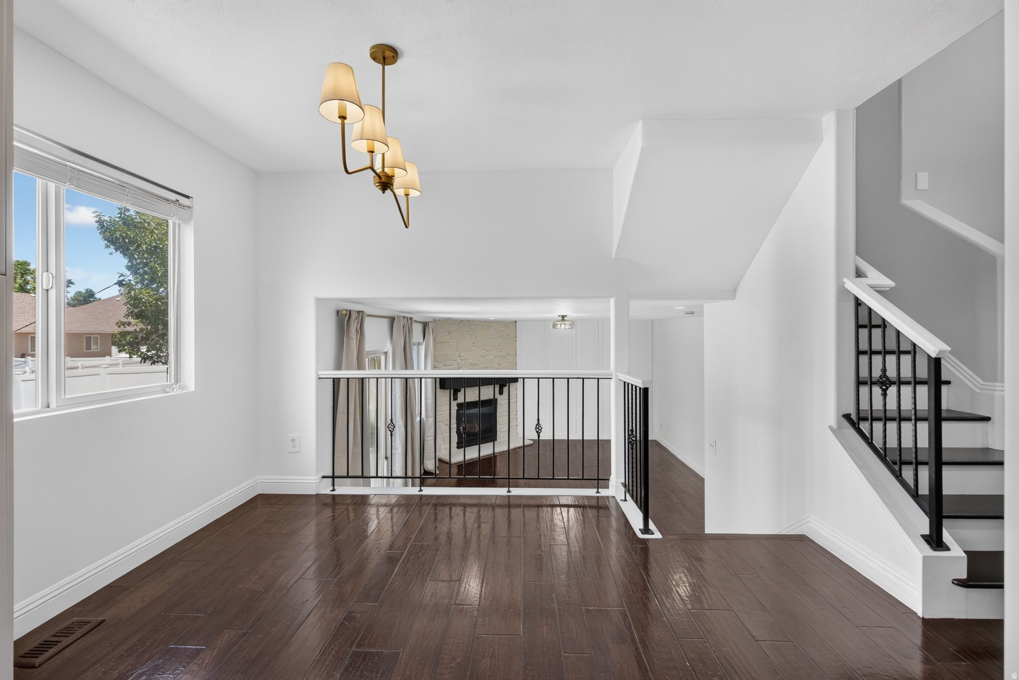 POINTE MEADOWS PHASE VIII - Residential