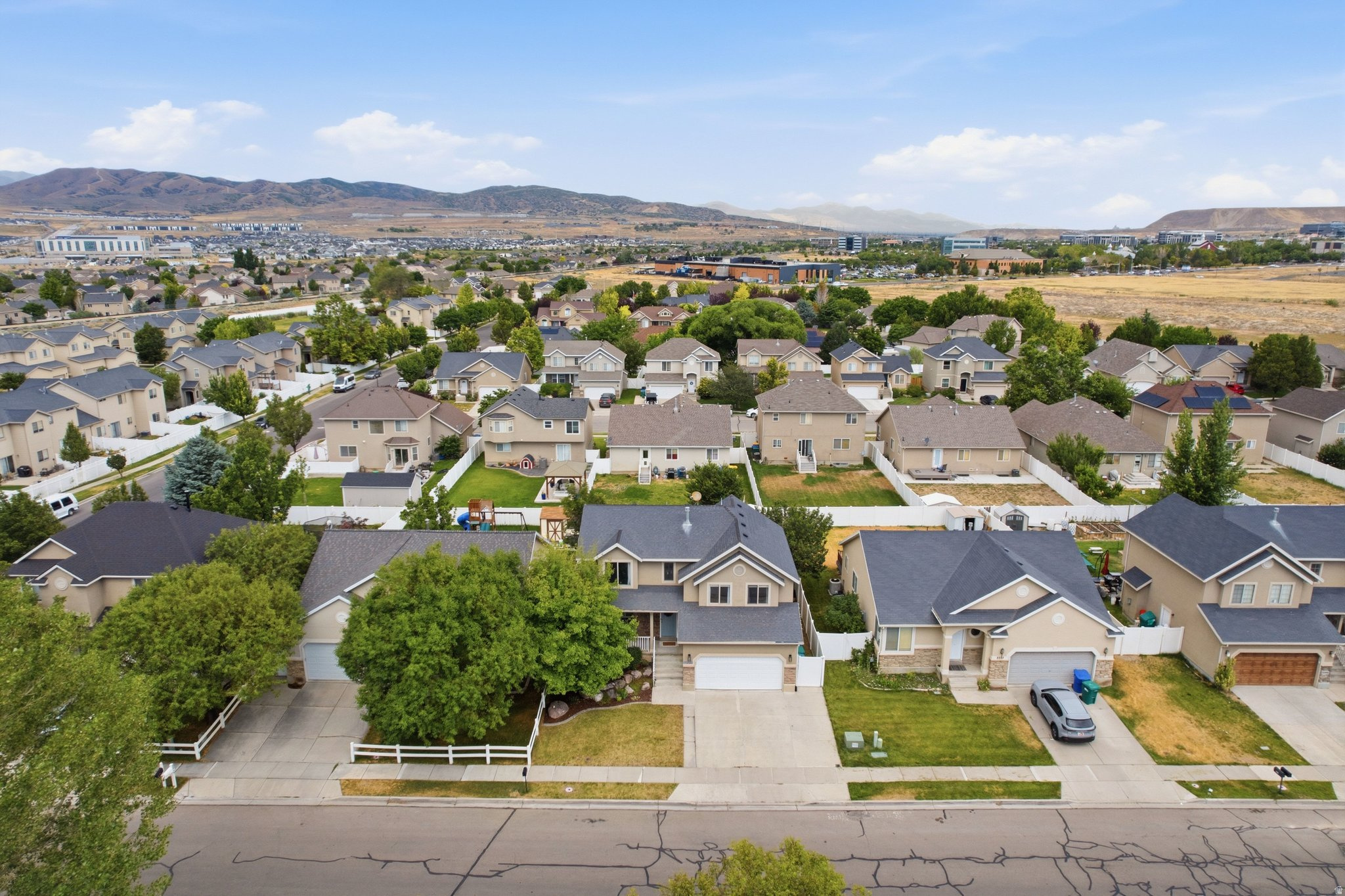 POINTE MEADOWS PHASE VIII - Residential