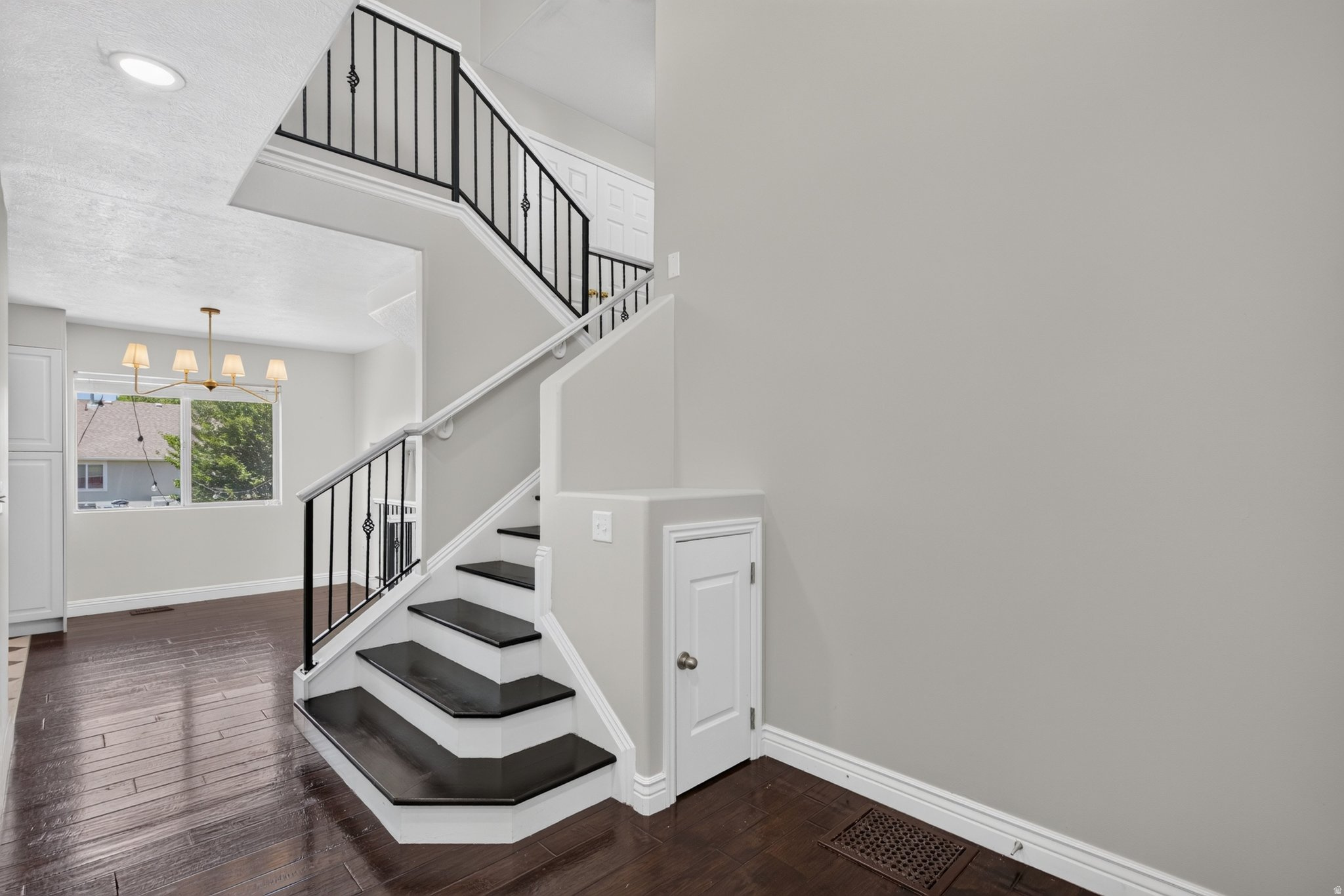 POINTE MEADOWS PHASE VIII - Residential