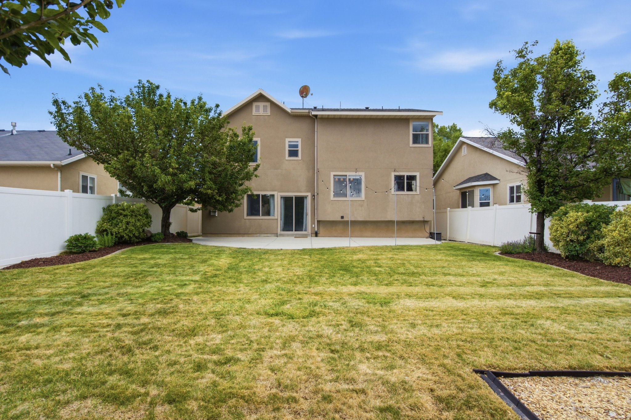 POINTE MEADOWS PHASE VIII - Residential
