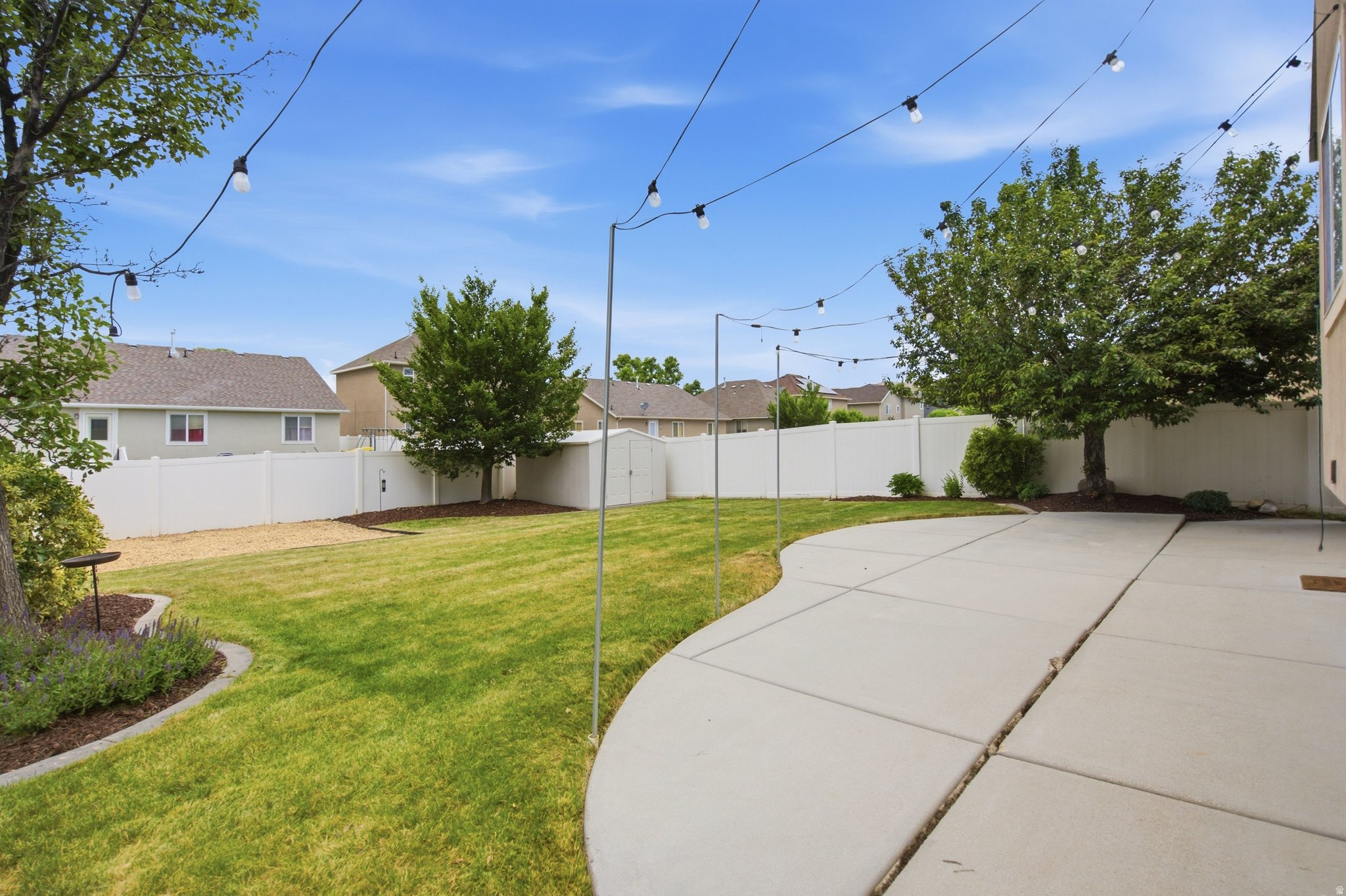 POINTE MEADOWS PHASE VIII - Residential