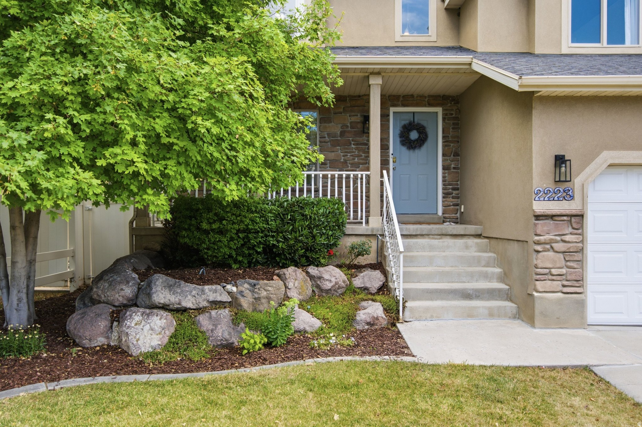 POINTE MEADOWS PHASE VIII - Residential